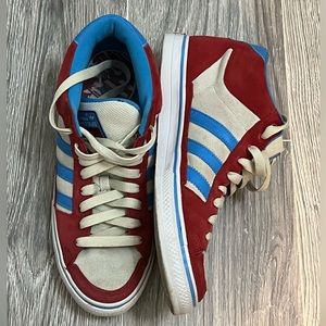 Vtg Adidas sneakers